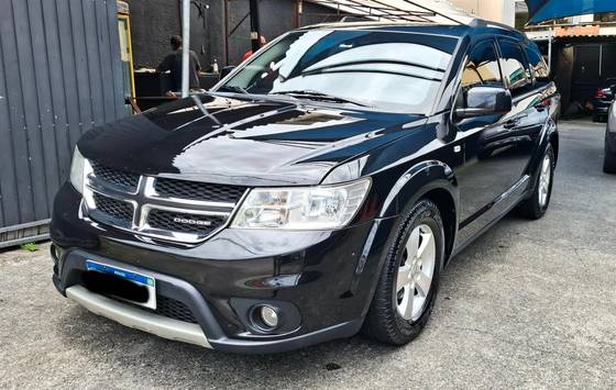 DODGE JOURNEY 3.6 SXT V6 GASOLINA 4P AUTOMÁTICO DODGE JOURNEY 3.6 SXT V6 GASOLINA 4P AUTOMÁTICO